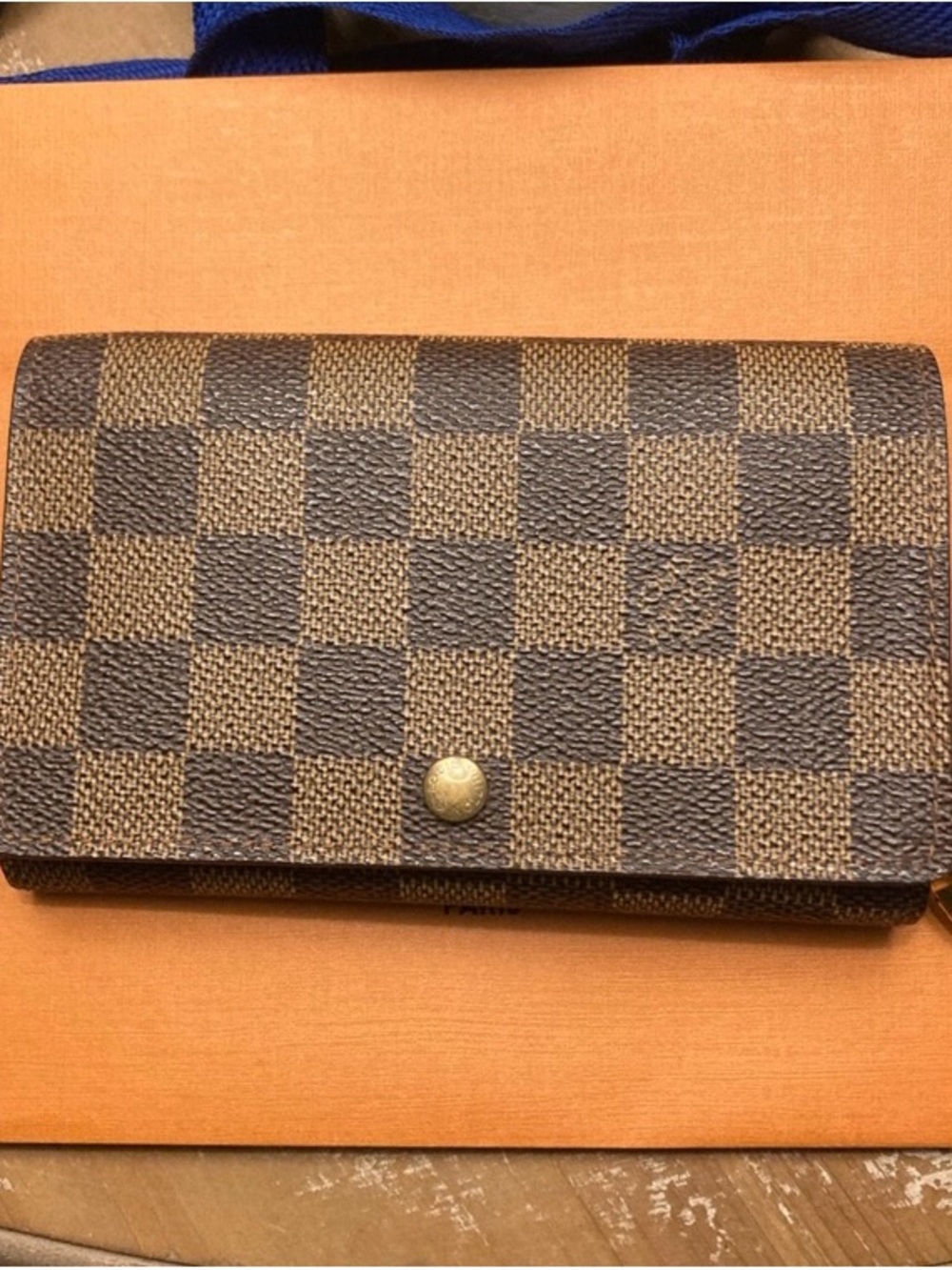 Authentic Louis Vuitton Brown Damier Canvas Card & Key Holder